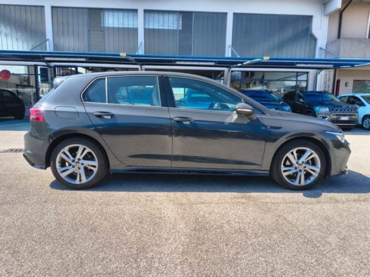 Volkswagen Golf 1.5 eTSI 130 CV EVO ACT DSG R-Line (4)