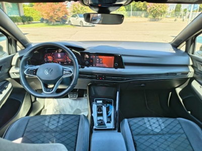 Volkswagen Golf 1.5 eTSI 130 CV EVO ACT DSG R-Line (9)
