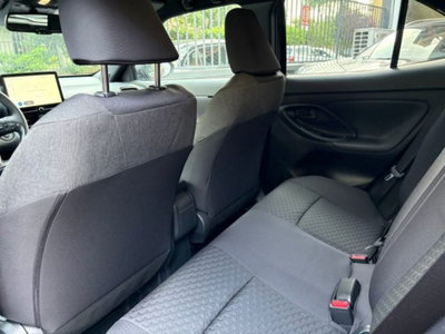 Toyota Yaris Cross 1.5h GR Sport Black Sky fwd 116cv e-cvt (15)