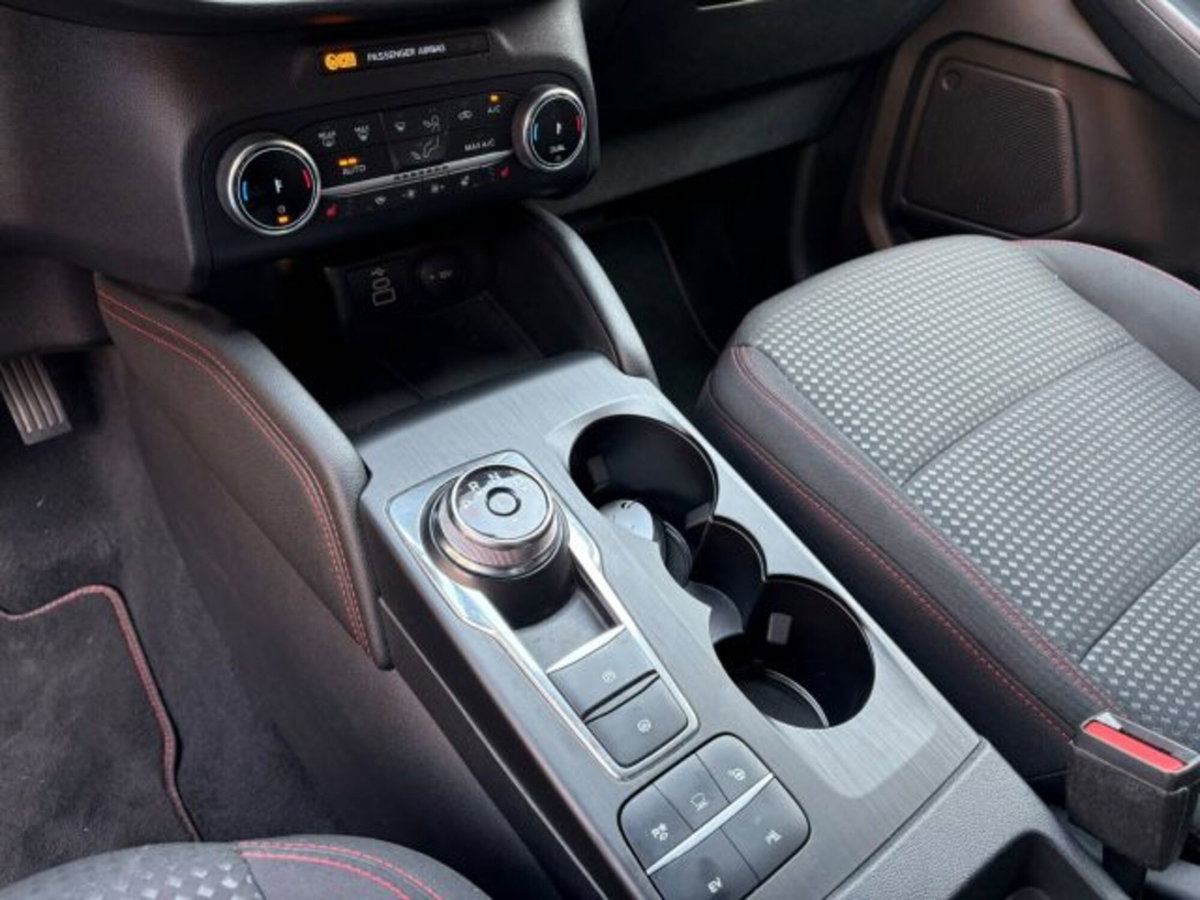 Ford Kuga 2.5 Plug In Hybrid 225 CV CVT 2WD ST-Line (12)