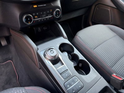 Ford Kuga 2.5 Plug In Hybrid 225 CV CVT 2WD ST-Line (12)