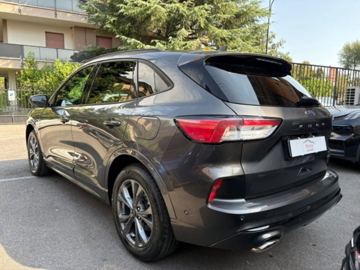 Ford Kuga 2.5 Plug In Hybrid 225 CV CVT 2WD ST-Line (5)