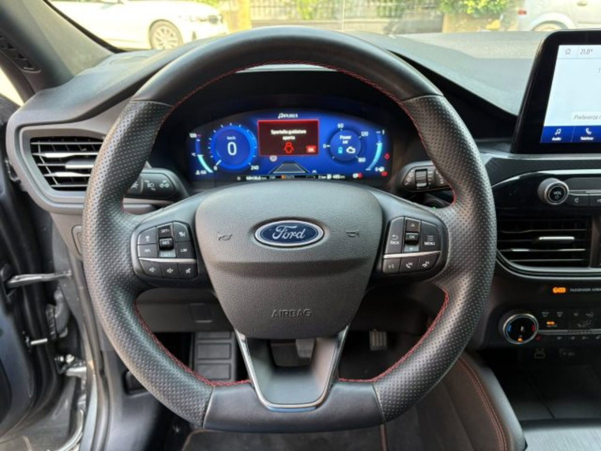 Ford Kuga 2.5 Plug In Hybrid 225 CV CVT 2WD ST-Line (9)