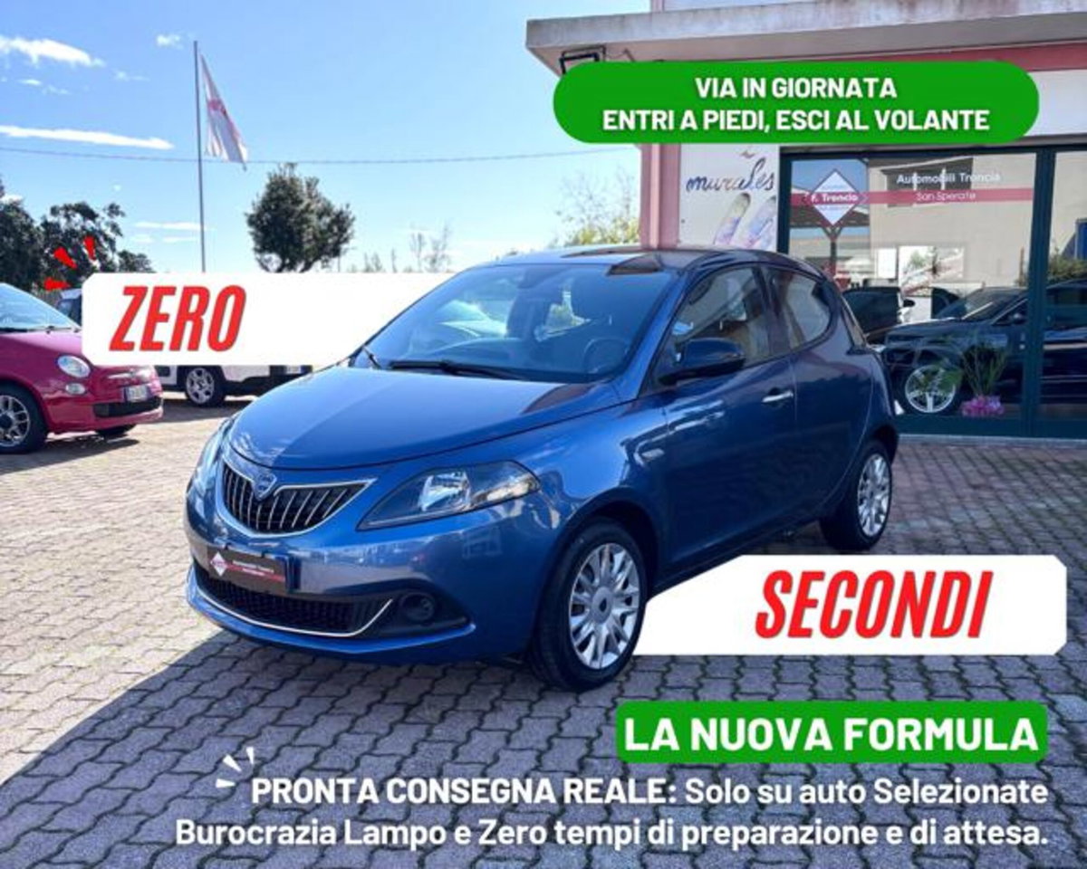 Lancia Ypsilon 1.0 FireFly 5 porte S&S Hybrid Ecochic Silver