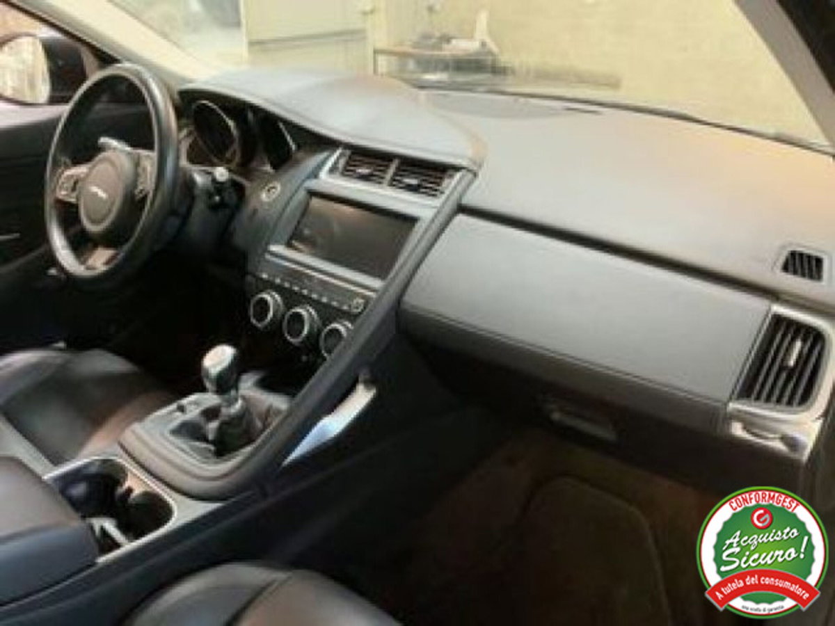 Jaguar E-Pace 2.0D 150 CV R-Dynamic S (8)