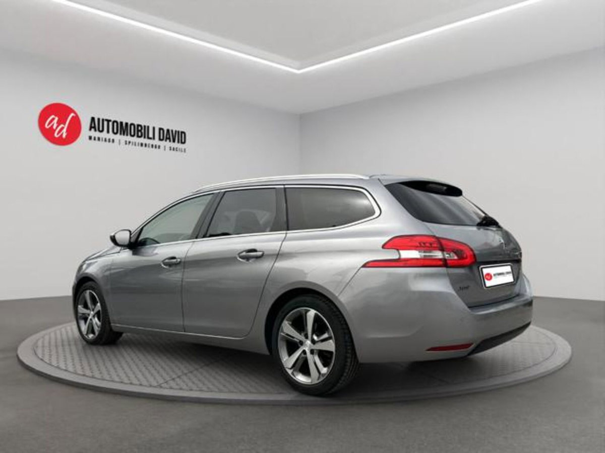 Peugeot 308 SW BlueHDi 130 S&S EAT8 GT Pack (3)