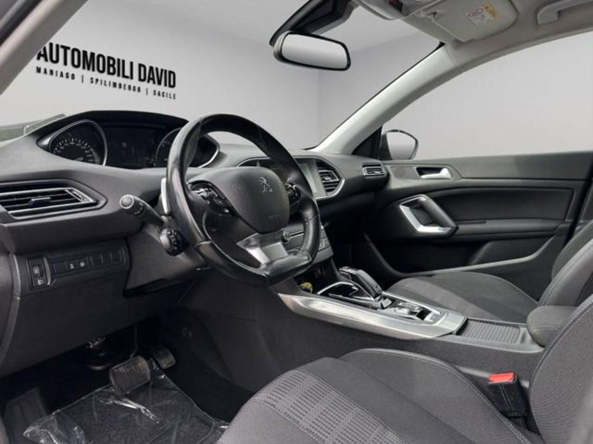 Peugeot 308 SW BlueHDi 130 S&S EAT8 GT Pack (8)
