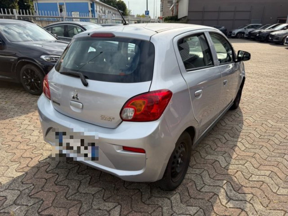 Mitsubishi Space Star 1.0 Invite (3)