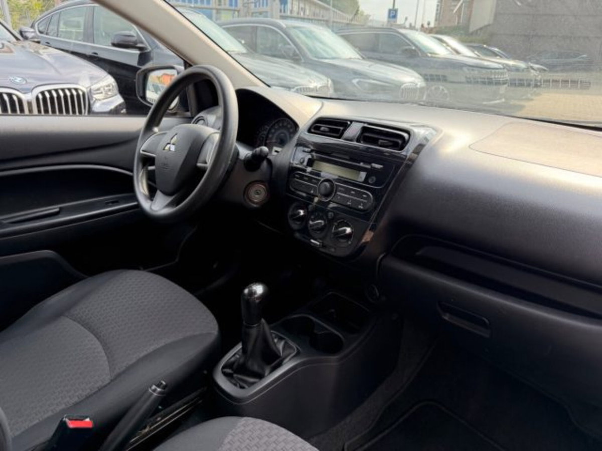 Mitsubishi Space Star 1.0 Invite (8)
