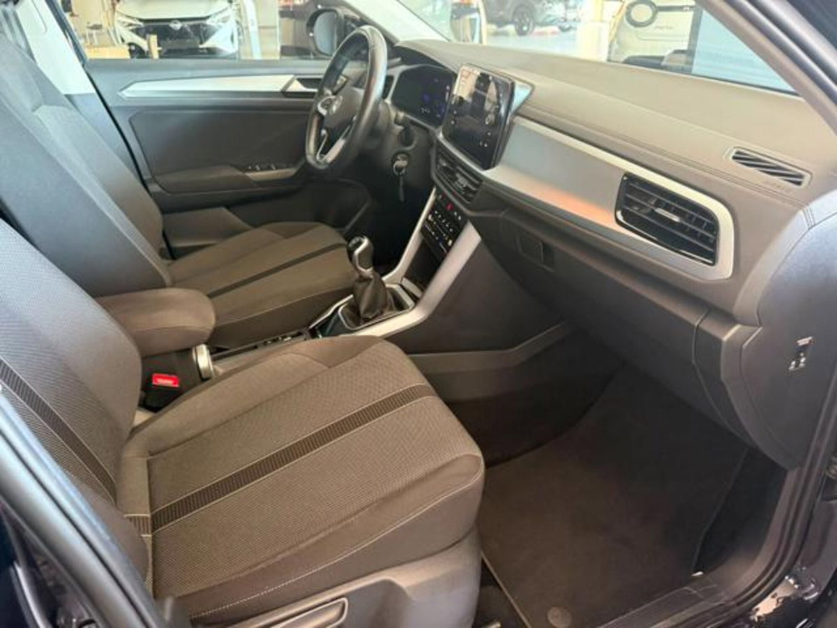 Volkswagen T-Roc 1.0 tsi Sport (10)