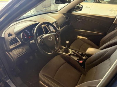 Ssangyong Tivoli 1.6 2WD Be Visual (9)