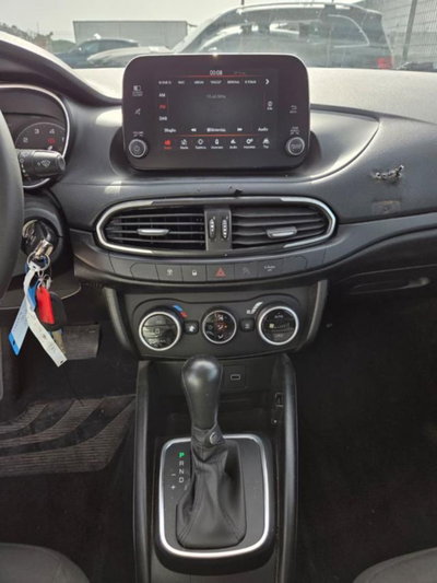 Fiat Tipo Tipo 5p 1.5 t4 hybrid Cross 130cv dct (10)
