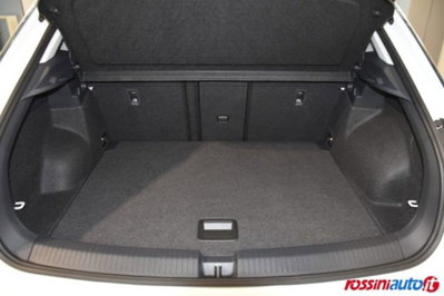 Volkswagen T-Roc 1.5 tsi Edition dsg (16)