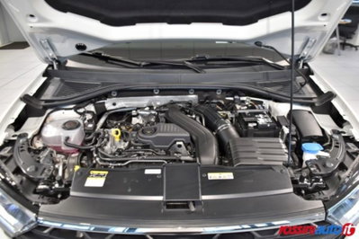 Volkswagen T-Roc 1.5 tsi Edition dsg (17)