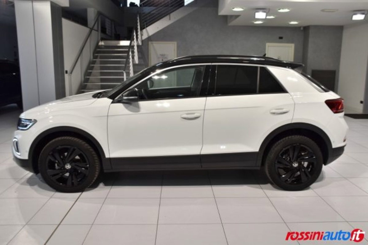 Volkswagen T-Roc 1.5 tsi Edition dsg (2)