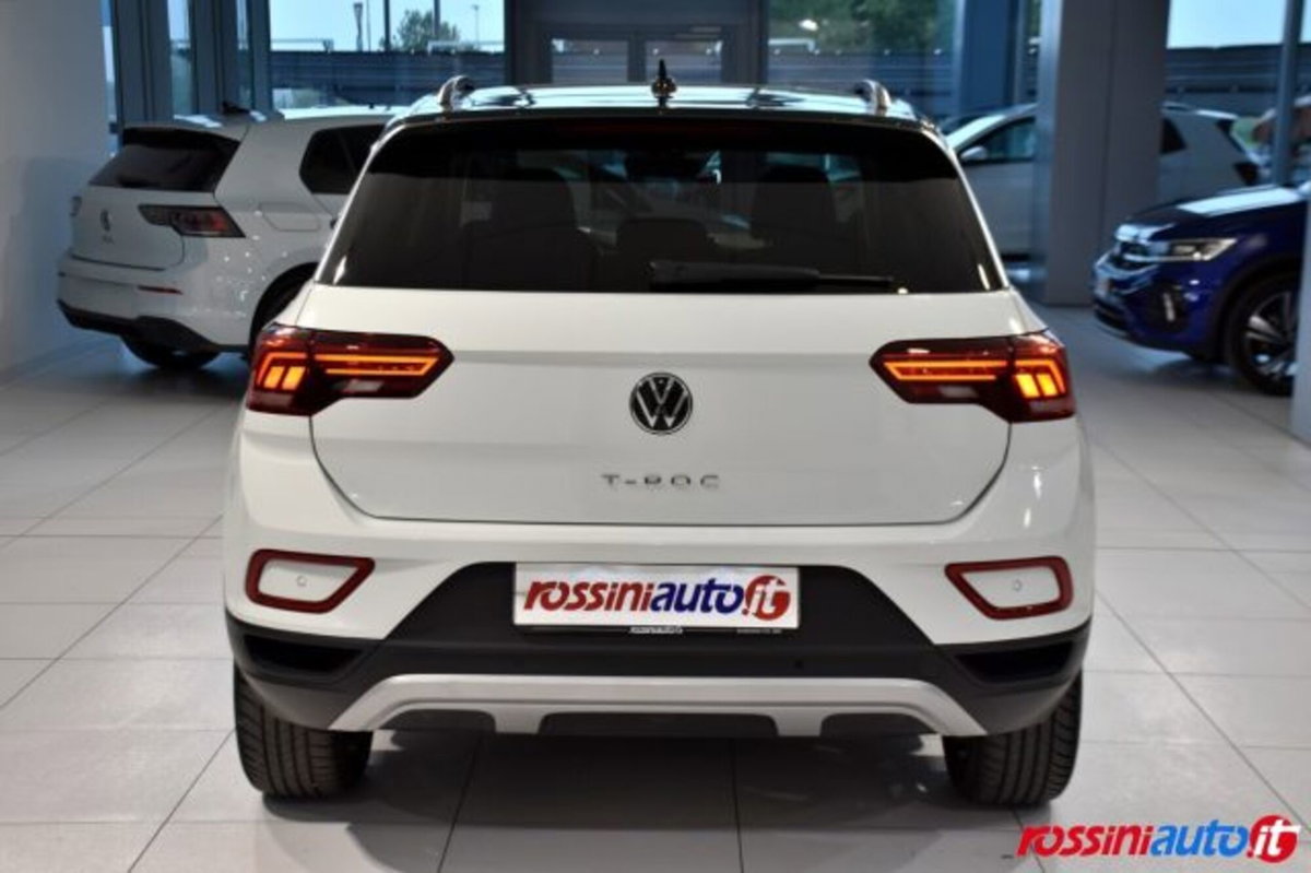 Volkswagen T-Roc 1.5 tsi Edition dsg (4)