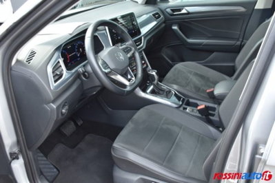 Volkswagen T-Roc 1.5 tsi Style dsg (11)