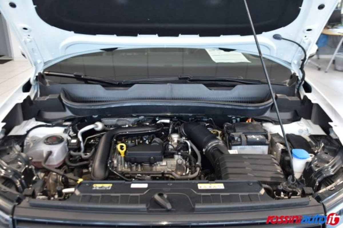 Volkswagen T-Cross 1.0 tsi R-Line 115cv (15)