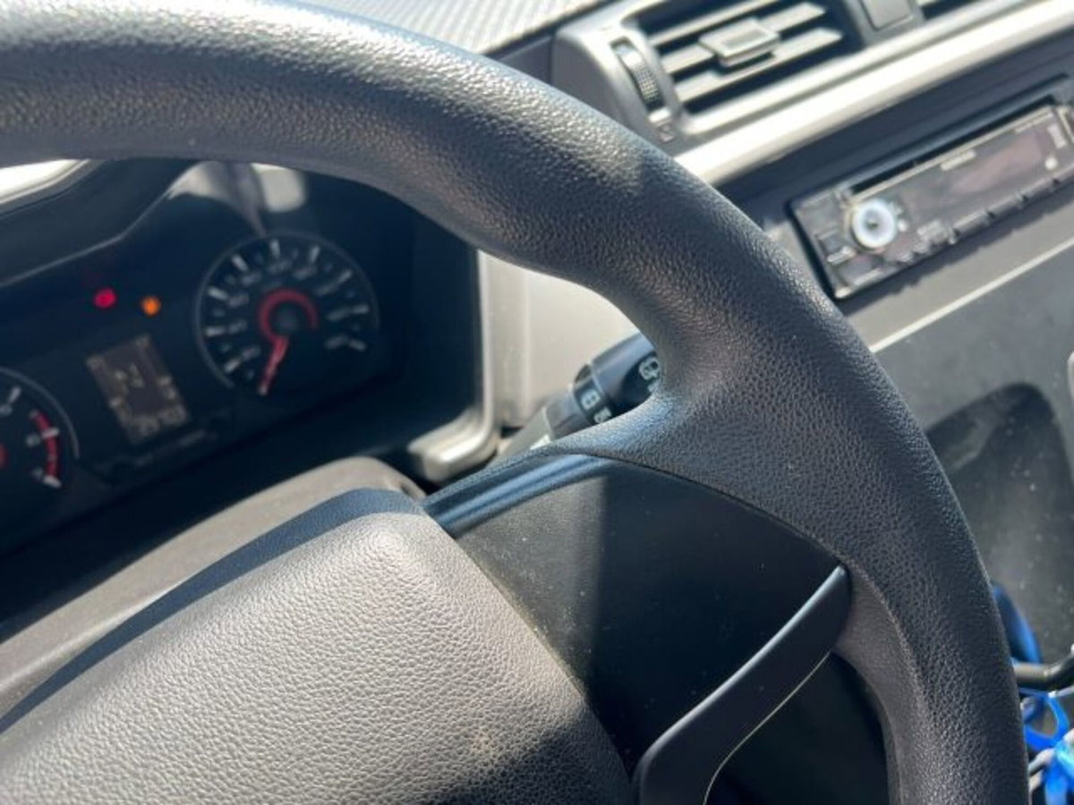 Mahindra KUV100 1.2 K8 m-bifuel (12)