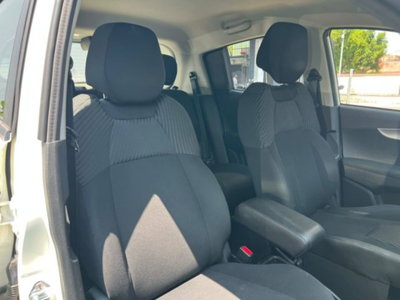 Mahindra KUV100 1.2 K8 m-bifuel (15)