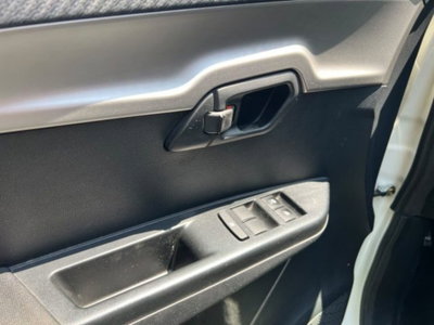 Mahindra KUV100 1.2 K8 m-bifuel (6)