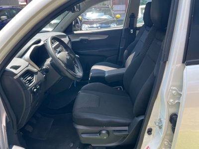 Mahindra KUV100 1.2 K8 m-bifuel (7)