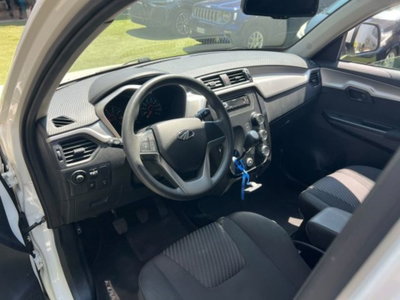 Mahindra KUV100 1.2 K8 m-bifuel (8)