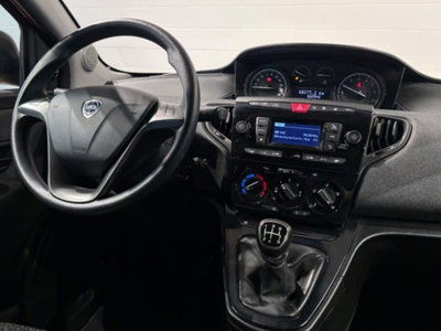 Lancia Ypsilon 1.2 69 CV 5 porte S&S Elefantino Blu (11)