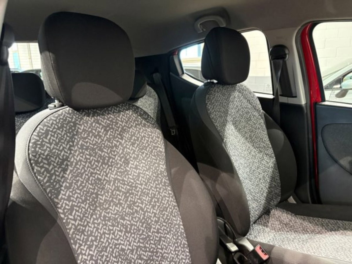 Lancia Ypsilon 1.2 69 CV 5 porte S&S Elefantino Blu (12)