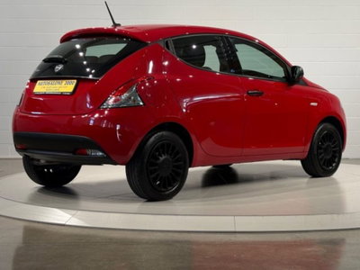 Lancia Ypsilon 1.2 69 CV 5 porte S&S Elefantino Blu (5)