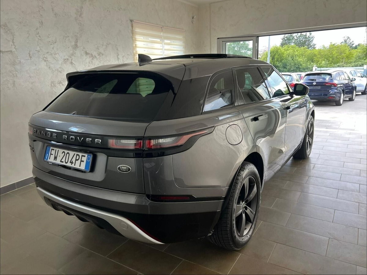 Land Rover Range Rover Velar 2.0D I4 240 CV R-Dynamic HSE (6)