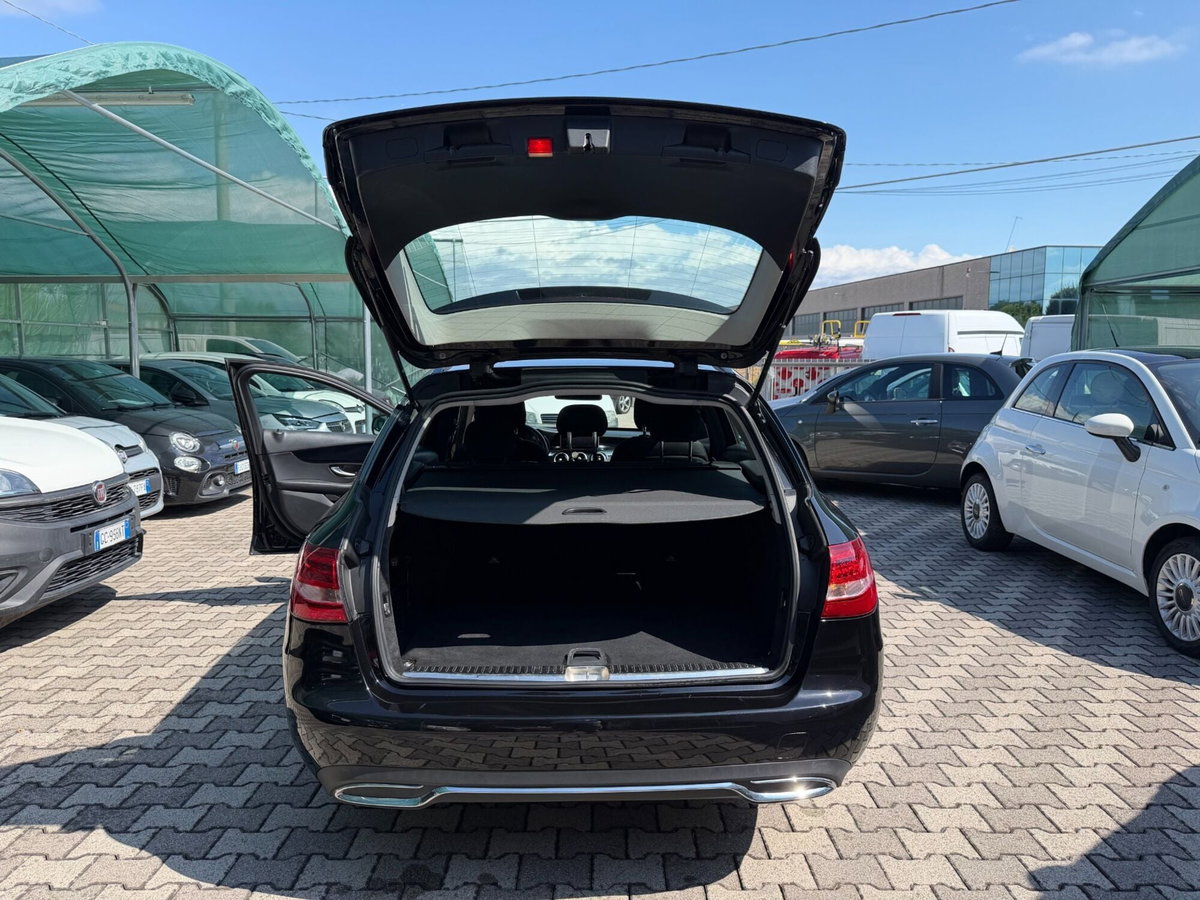 Mercedes-Benz Classe C Station Wagon 180 d Premium (10)