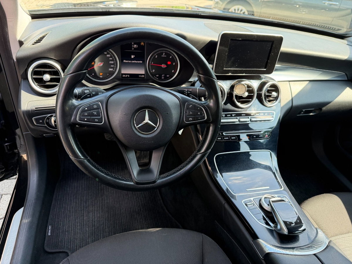 Mercedes-Benz Classe C Station Wagon 180 d Premium (6)