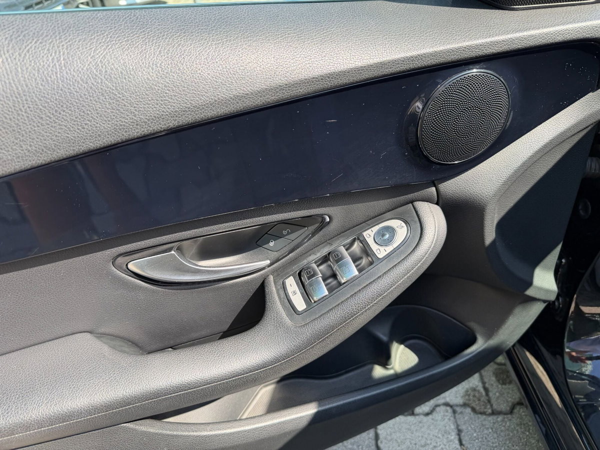 Mercedes-Benz Classe C Station Wagon 180 d Premium (8)