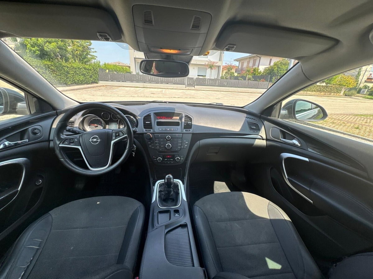 Opel Insignia Station Wagon CDTI Sports Cosmo (18)