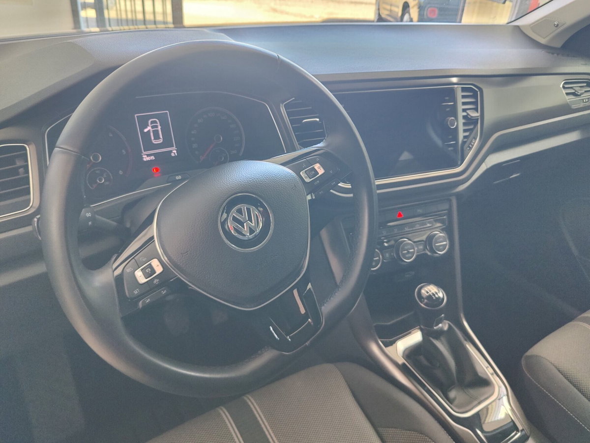 Volkswagen T-Roc 1.6 TDI SCR Advanced BlueMotion Technology (10)