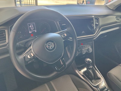 Volkswagen T-Roc 1.6 TDI SCR Advanced BlueMotion Technology (10)