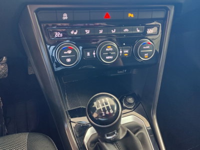 Volkswagen T-Roc 1.6 TDI SCR Advanced BlueMotion Technology (15)