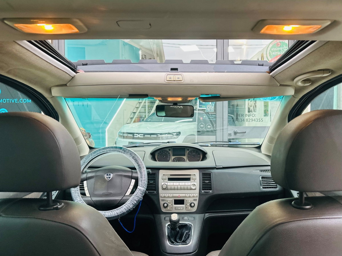 Lancia Musa 1.3 Multijet 16V 90 CV Oro (10)