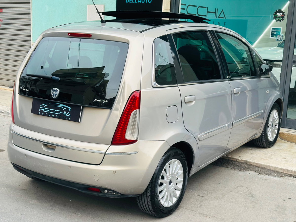 Lancia Musa 1.3 Multijet 16V 90 CV Oro (5)