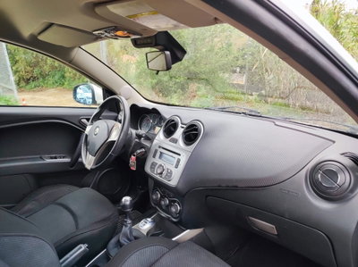 Alfa Romeo MiTo 1.3 JTDm-2 95 CV S&S Distinctive (8)
