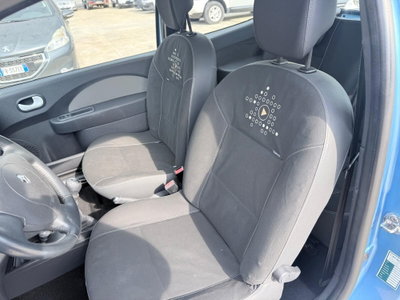 Renault Twingo 1.2 16V LEV Miss Sixty (11)