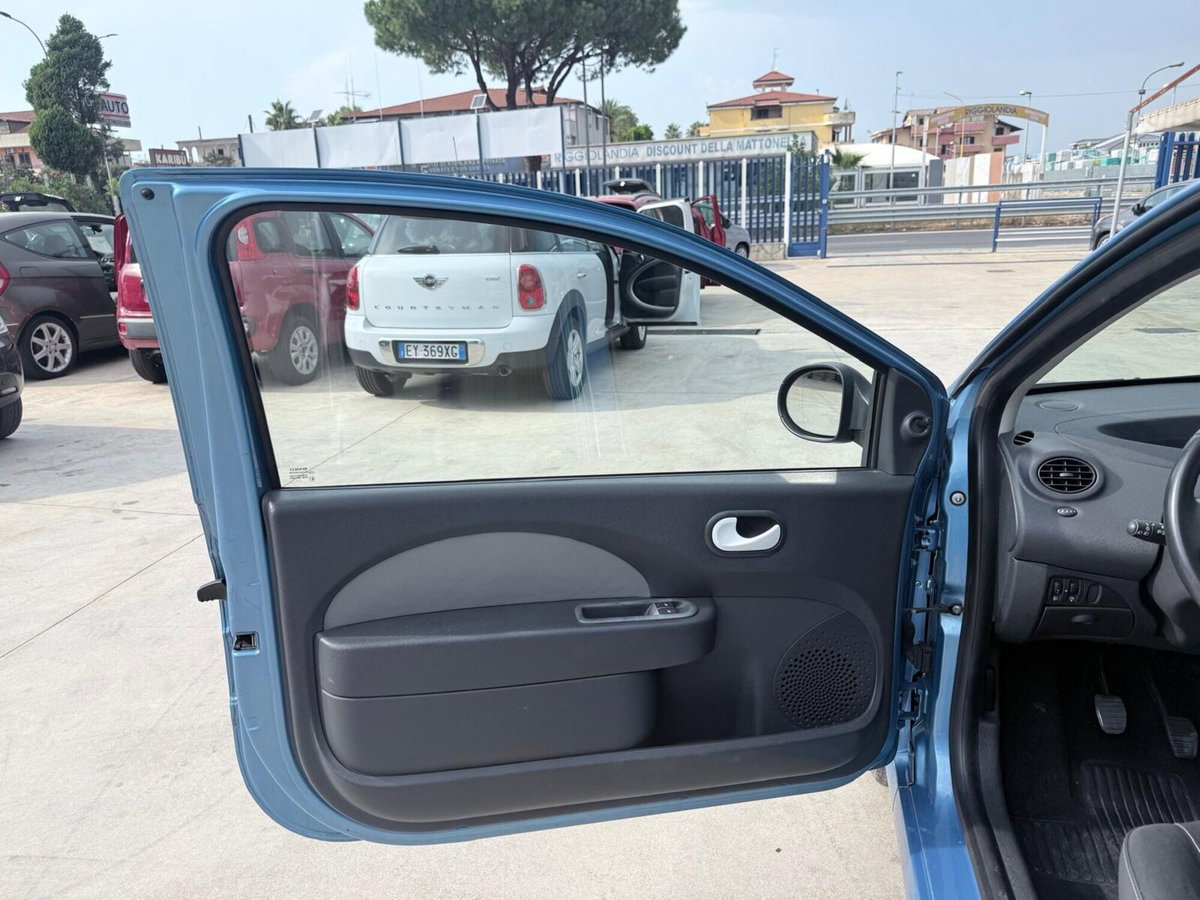 Renault Twingo 1.2 16V LEV Miss Sixty (15)