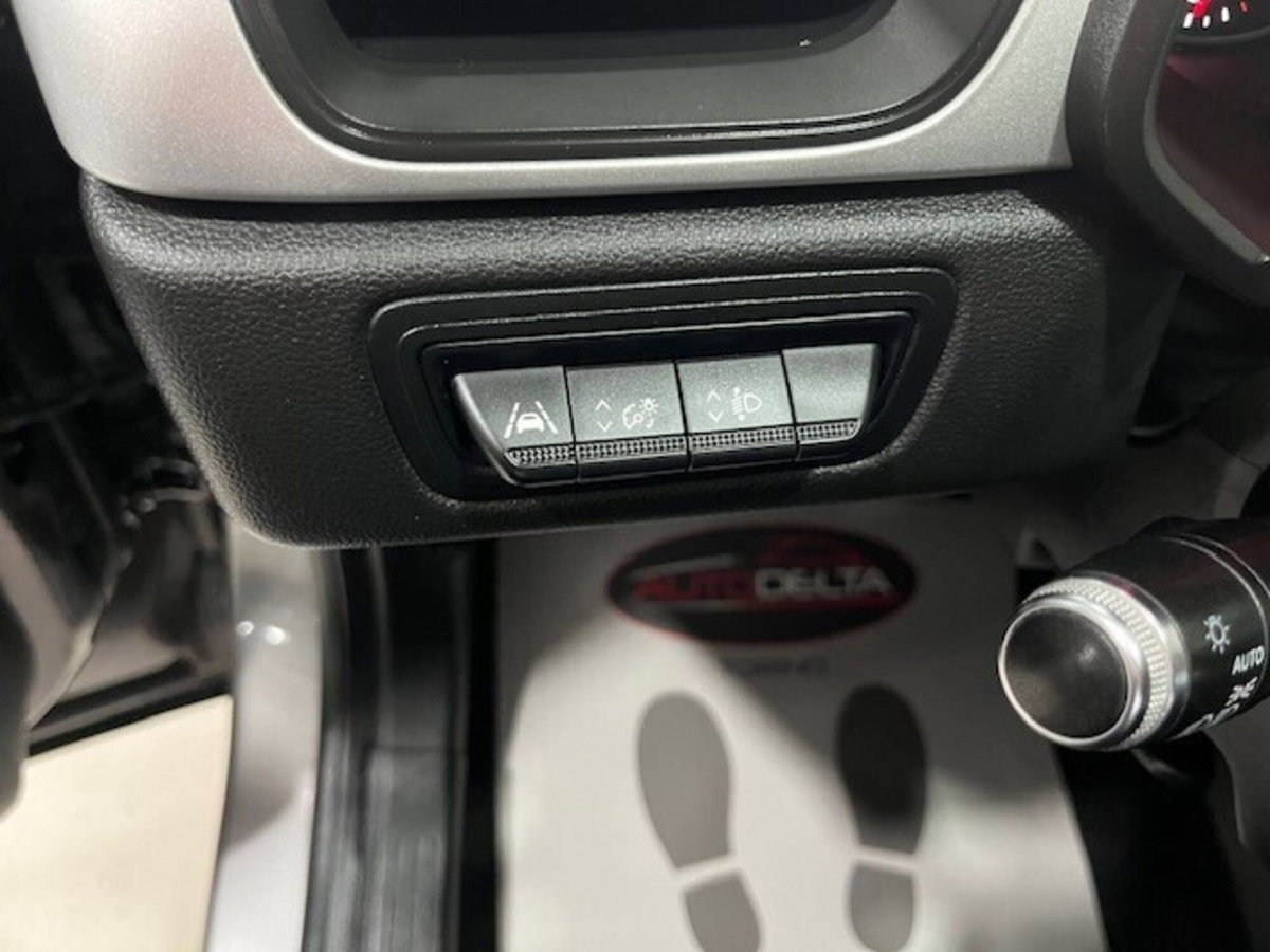 Renault Captur Blue dCi 95 CV Business (15)