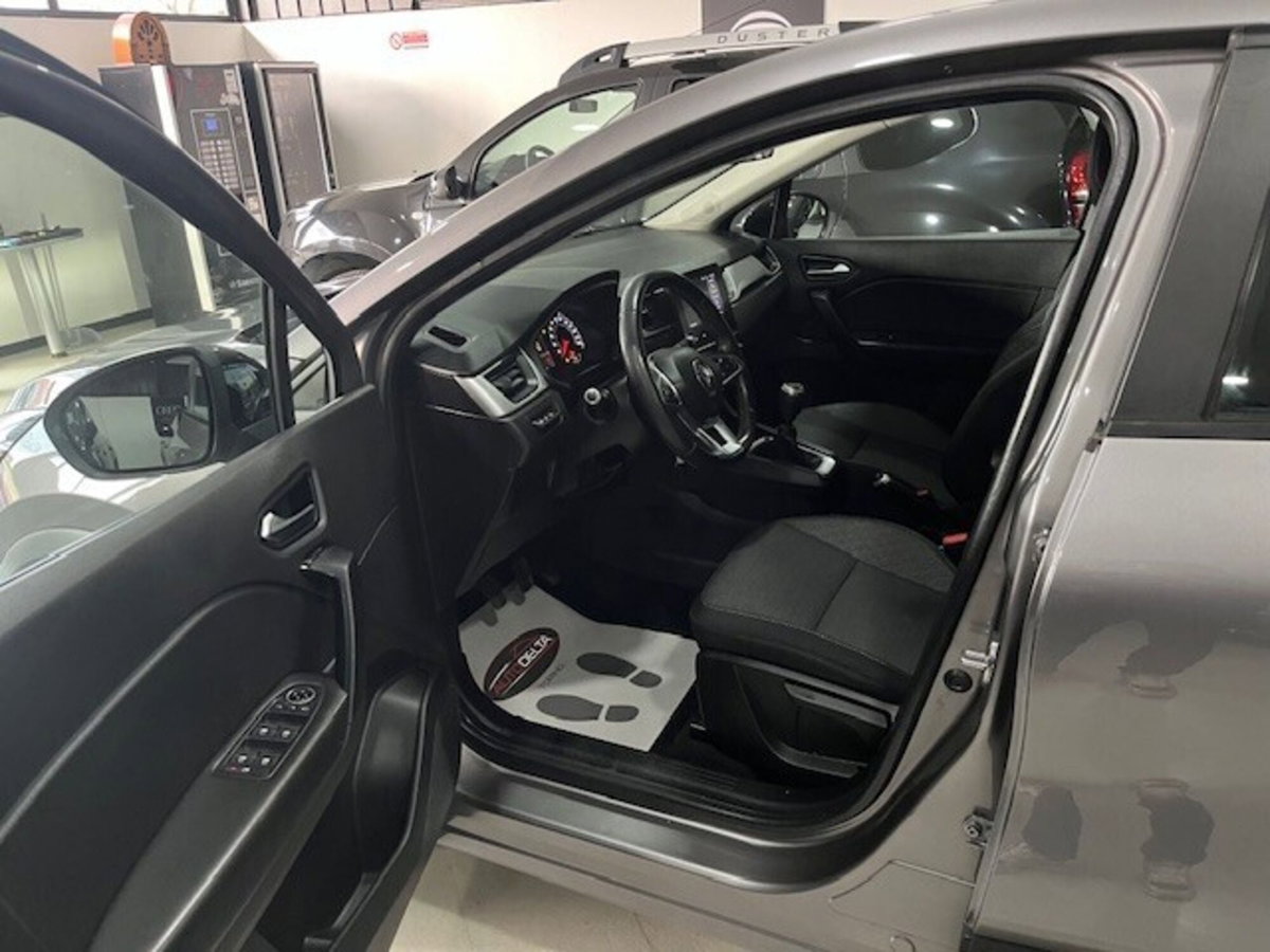 Renault Captur Blue dCi 95 CV Business (9)