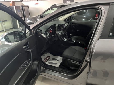 Renault Captur Blue dCi 95 CV Business (9)