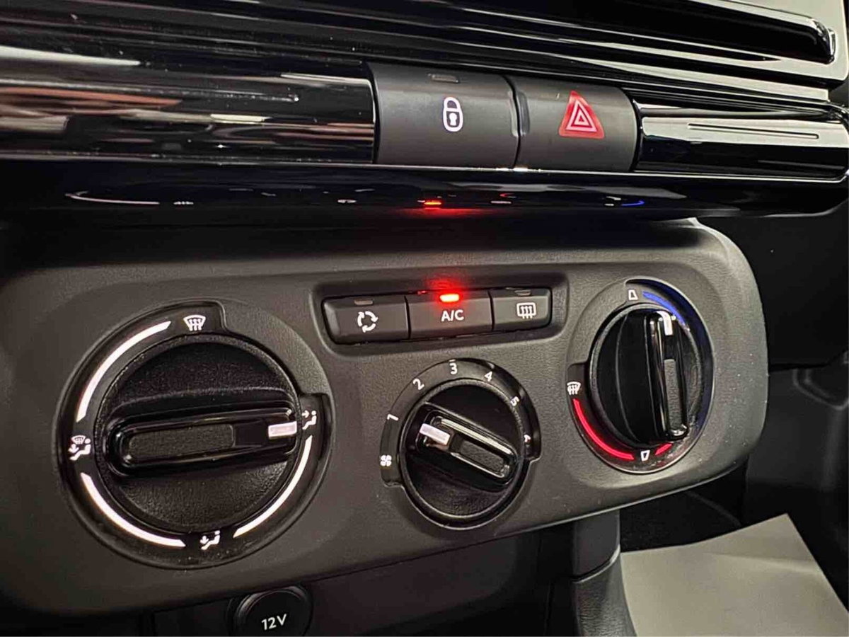 Citroen C3 PureTech 83 S&S Shine (13)