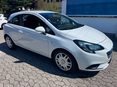 Opel Corsa Coupé 1.2 n-Joy usata
