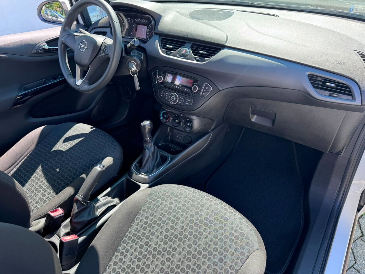 Opel Corsa Coupé 1.2 n-Joy (11)