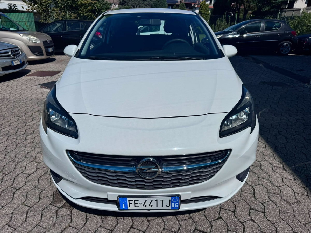 Opel Corsa Coupé 1.2 n-Joy (2)